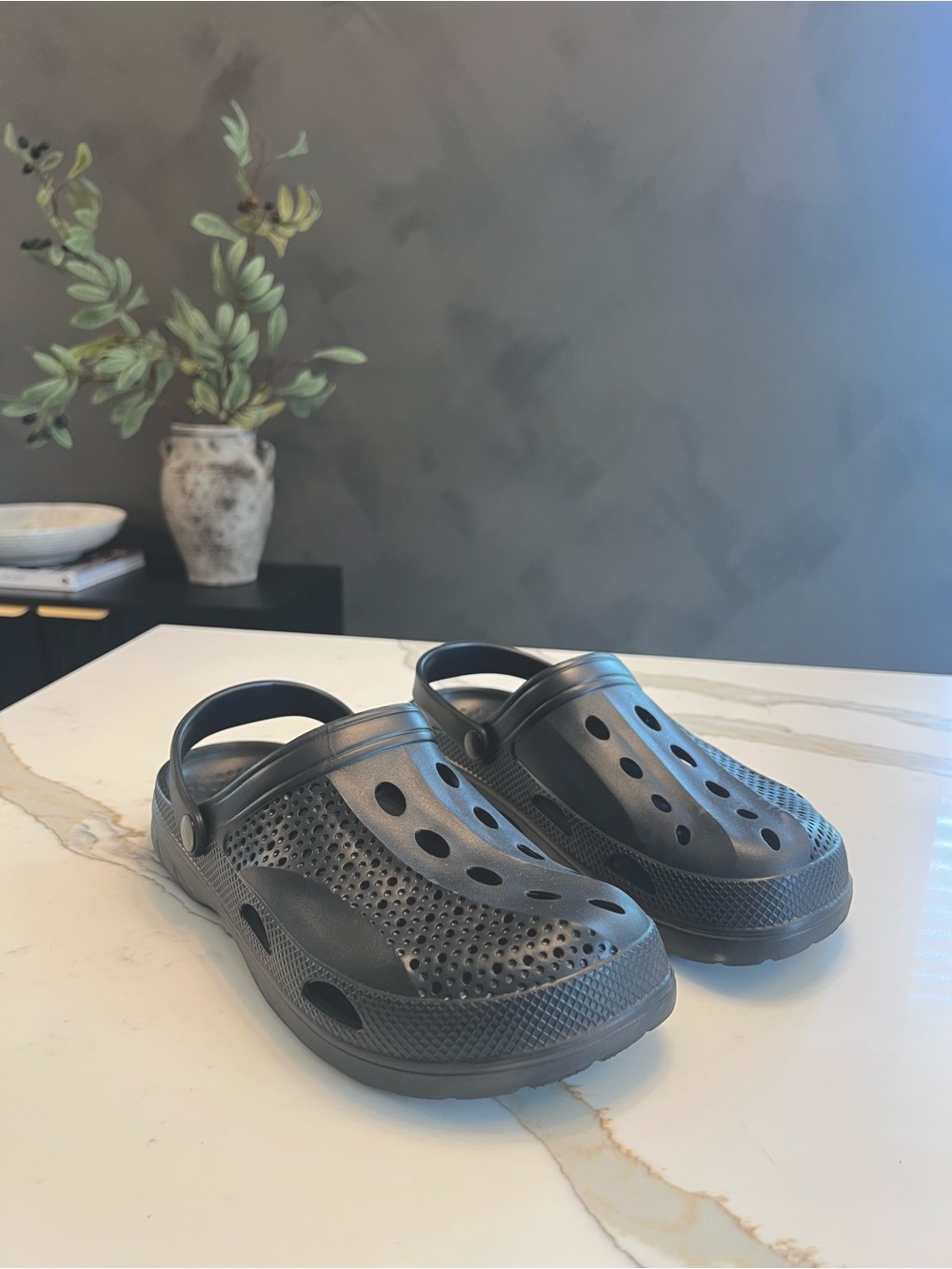 Mens Black Comfort Clog Shoes